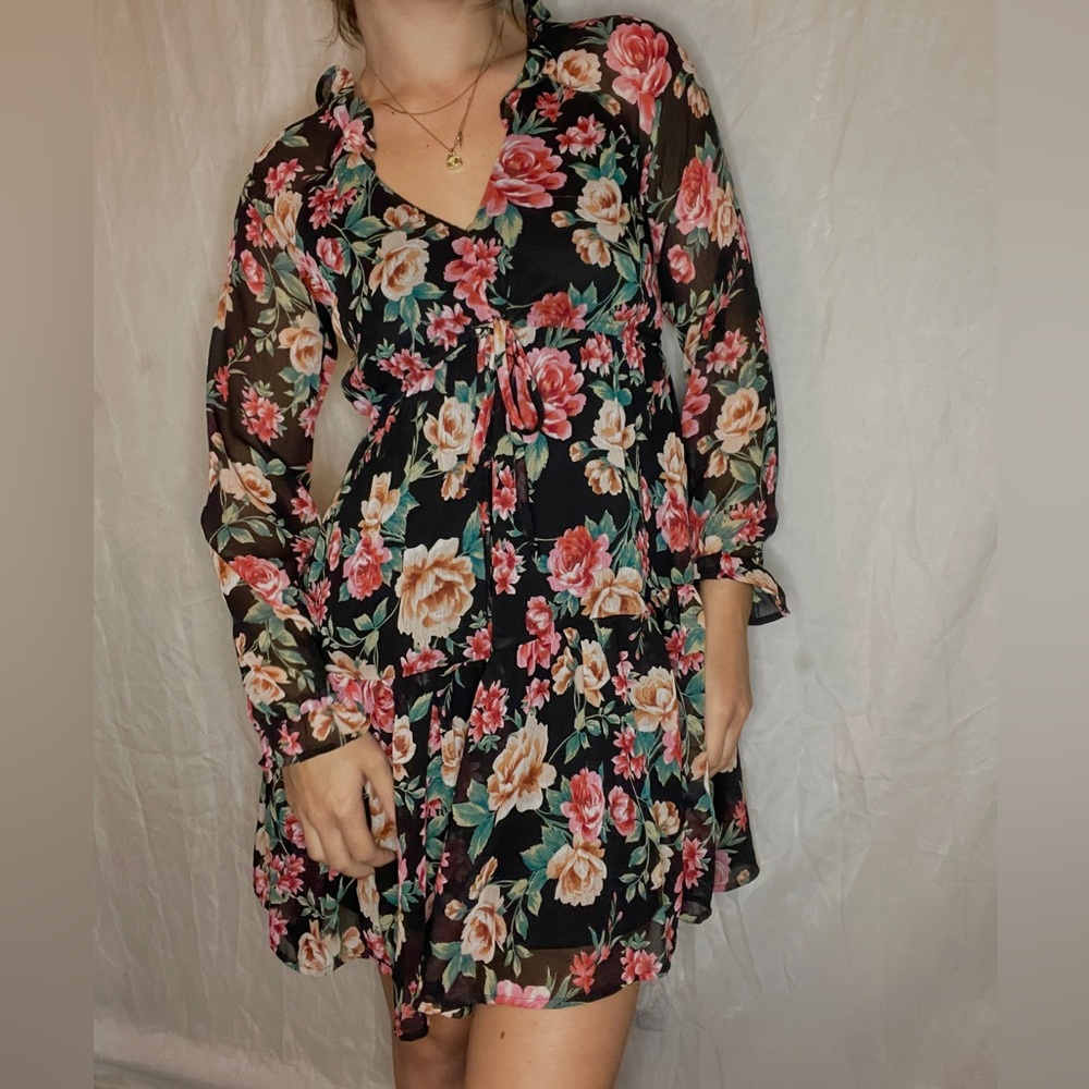 American Eagle black floral long sleeve dress